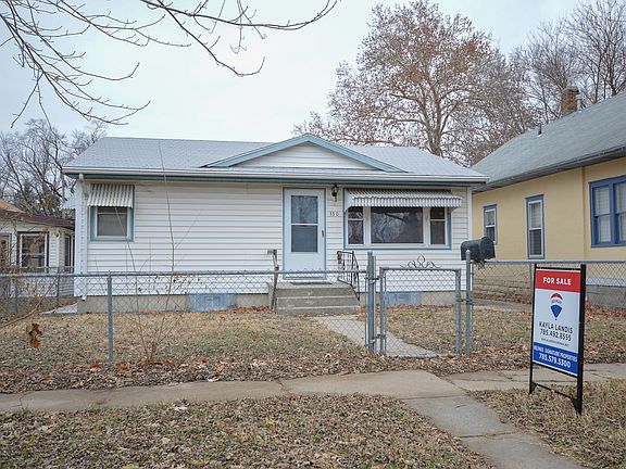 2nd image of 330 W 11th St