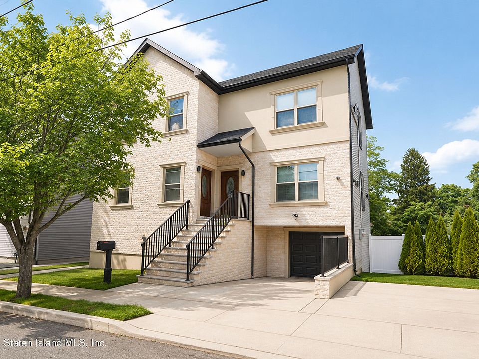 1st image of 115 Yetman Ave