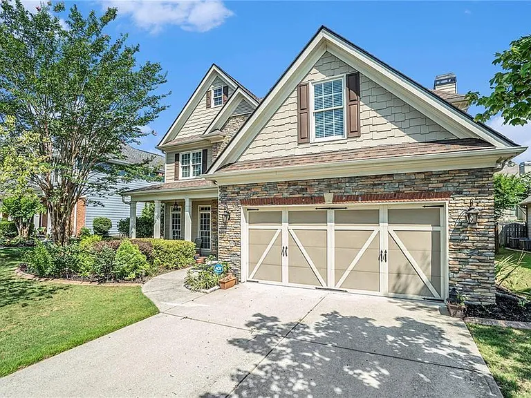 320 Baymist Dr — Photo 2