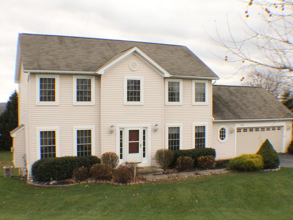 1st image of 710 Ashford Way