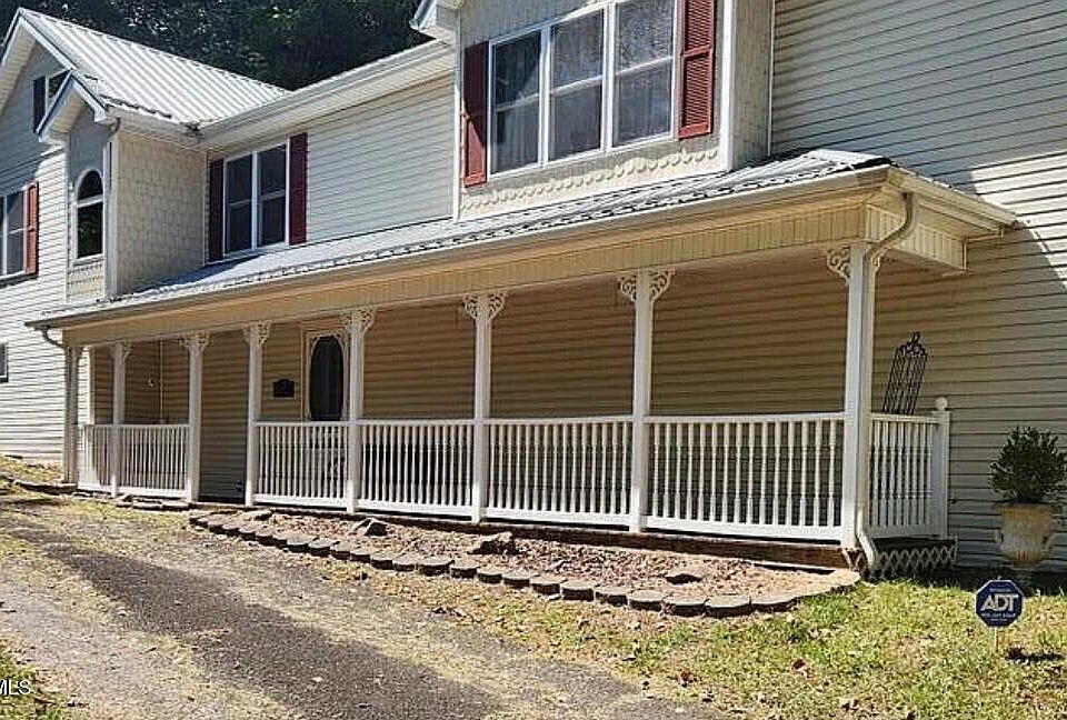 1st image of 1086 Sharon St