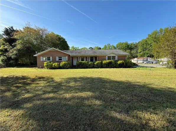 8056 Tidemill Rd, Hayes, VA 23072