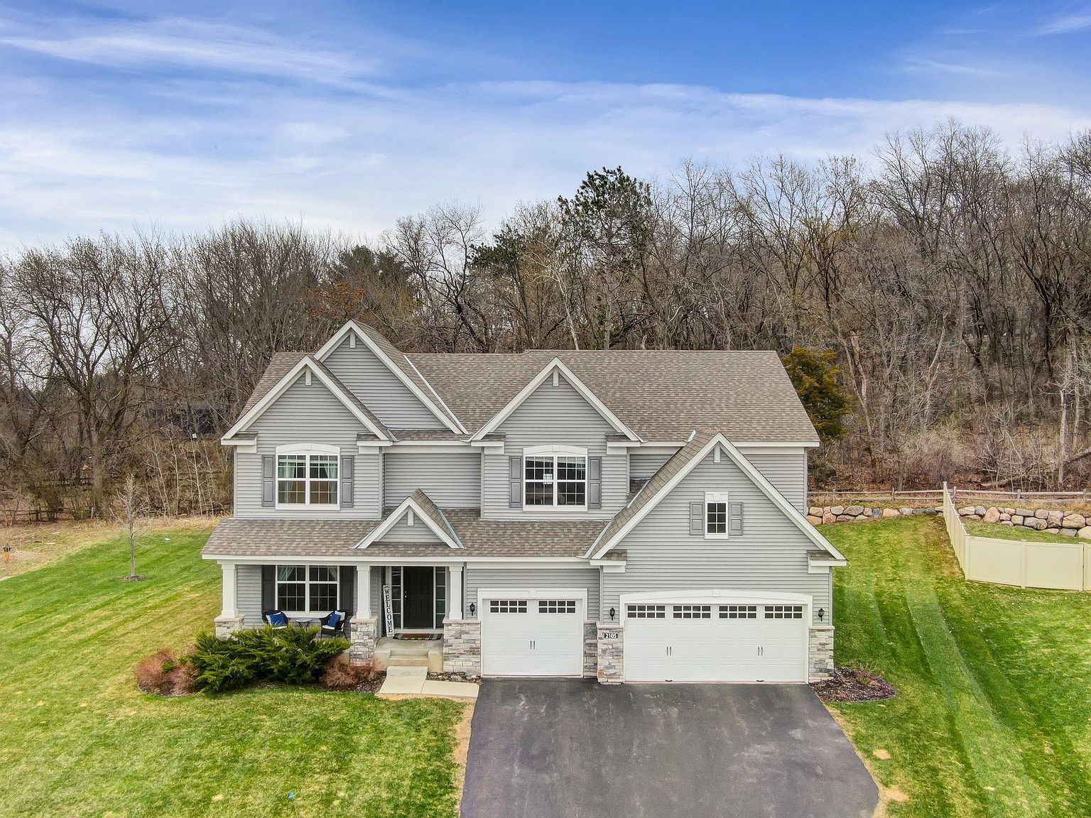 2105 Spring Lake Ct, Shakopee, MN 55379 Zillow