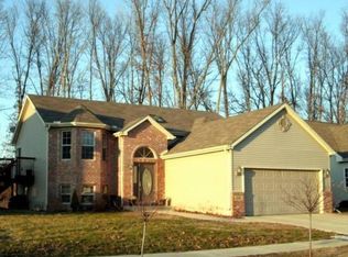 295 Ravinia Dr, Valparaiso, IN 46385