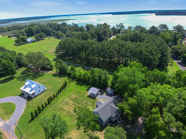 6450 Simmons Bluff Rd, Yonges Island, SC 29449
