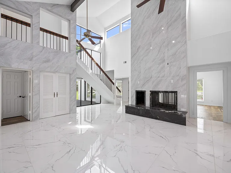 5230 Meadow Forest Dr — Photo 11