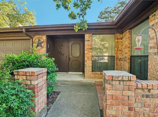 5707 Kingstree Ct, Arlington, TX 76017