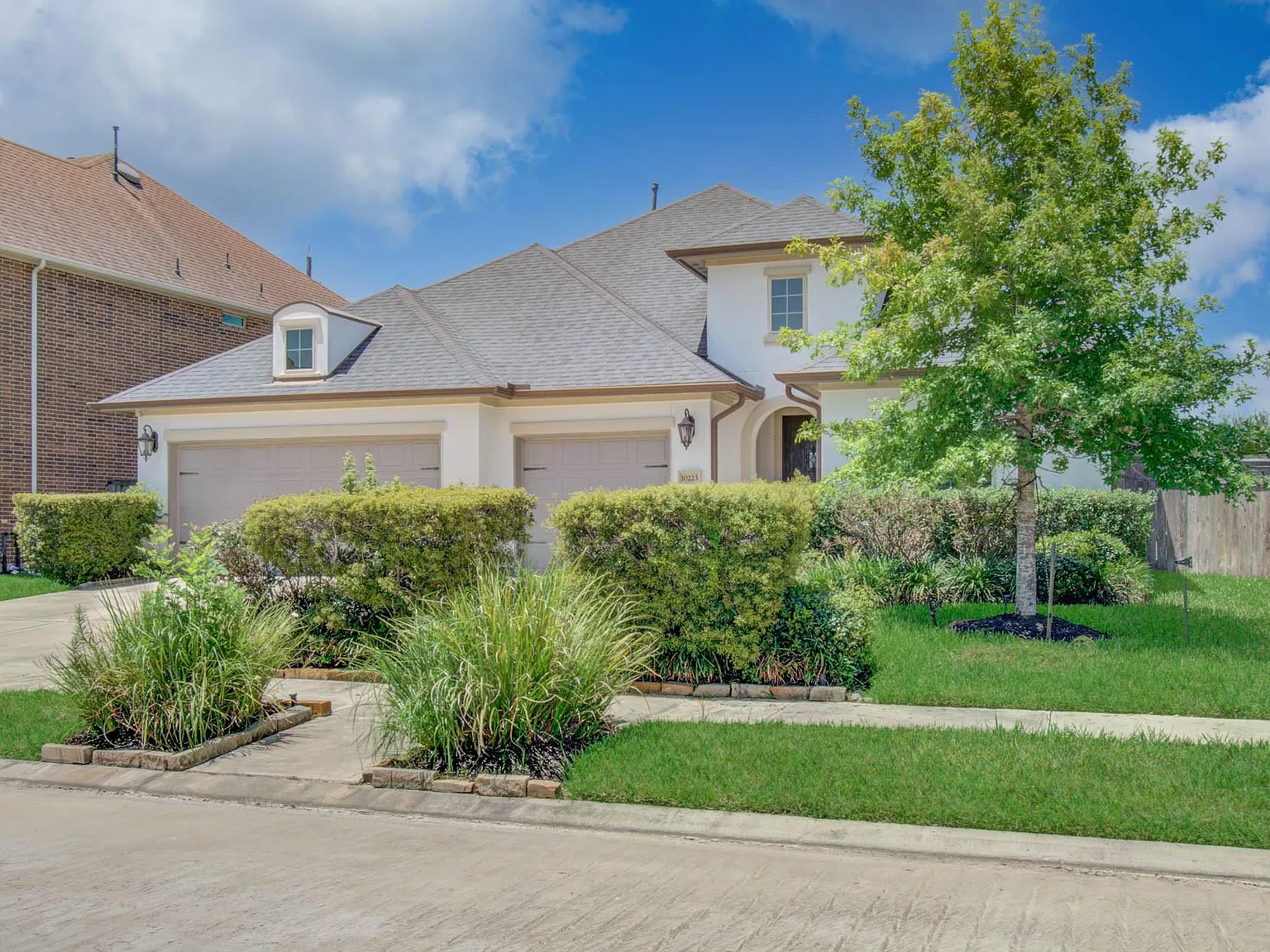 4 bed, 3.5 bath, 3094 sqft, $3,800 — Photo 3