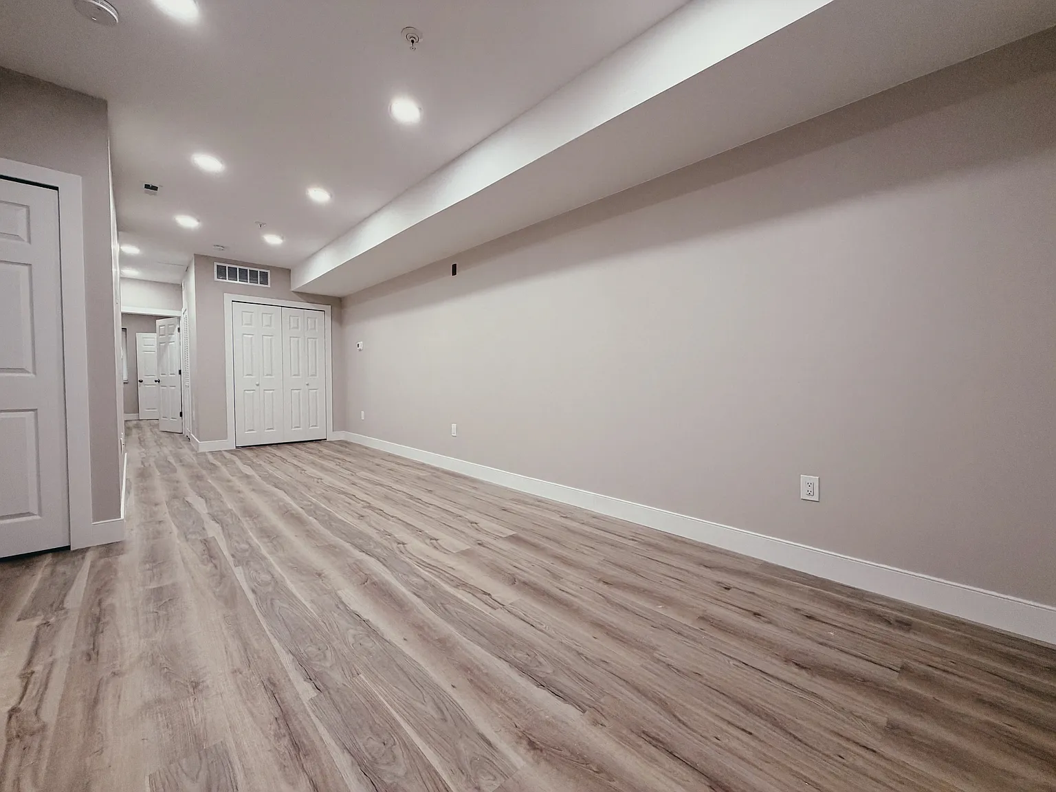 1 bed, 711 sqft, $1,600 — Photo 2