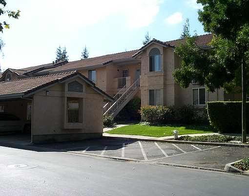 1st image of 4655 Nicolcommon #104