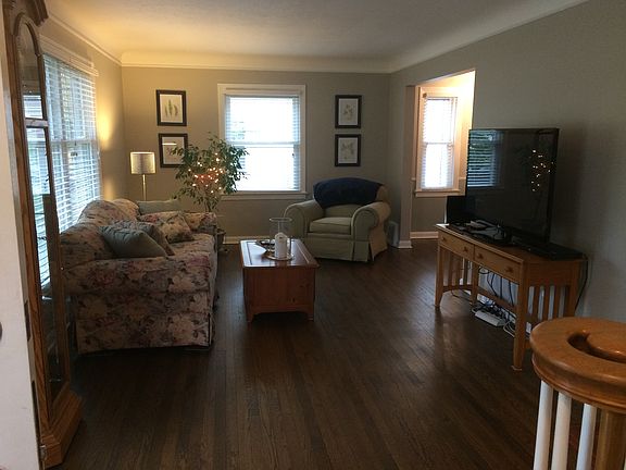 5th image of 21973 Cromwell Ave
