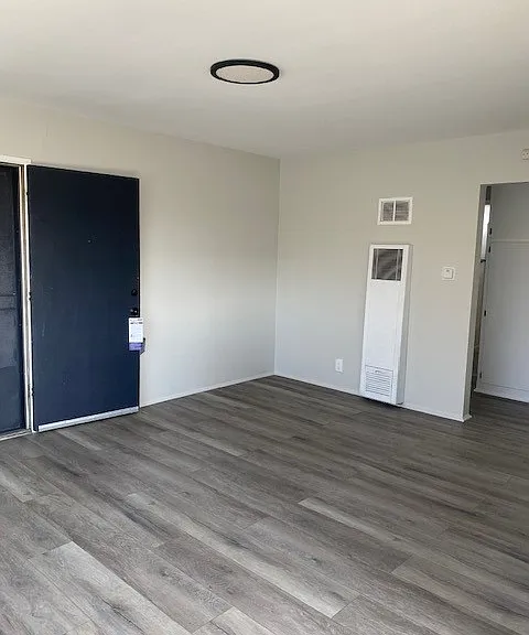 11643 Eucalyptus Ave #D — Photo 5