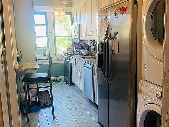 4th image of 29 Woodmere Blvd APT 3I