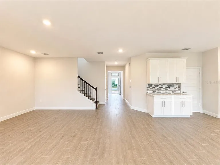 18035 Cider Mill Ln — Photo 18