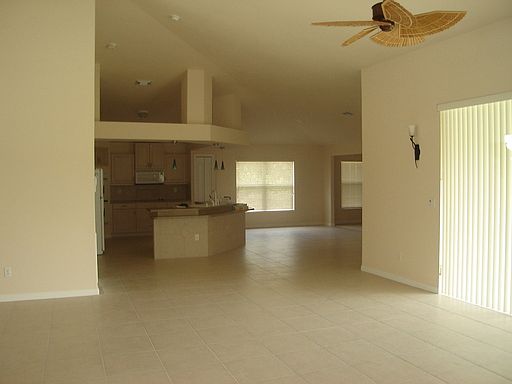 5th image of 6139 NW Drophy Ave