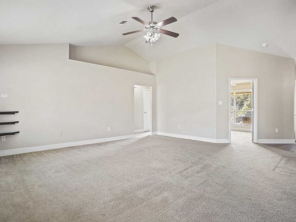 4th image of 16219 Walker Farm Ln
