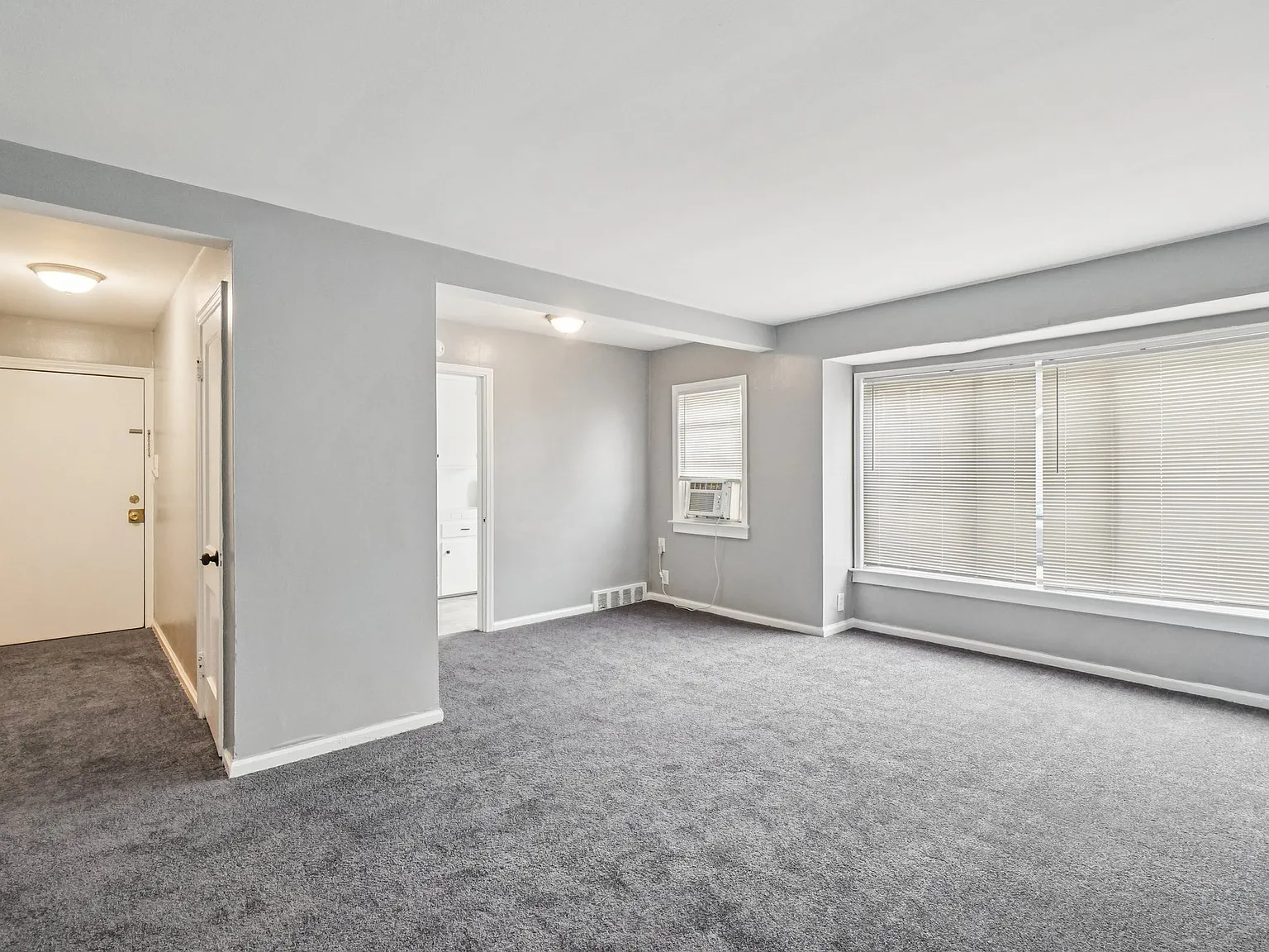 Oakman-Belleterre Apartments — Photo 3