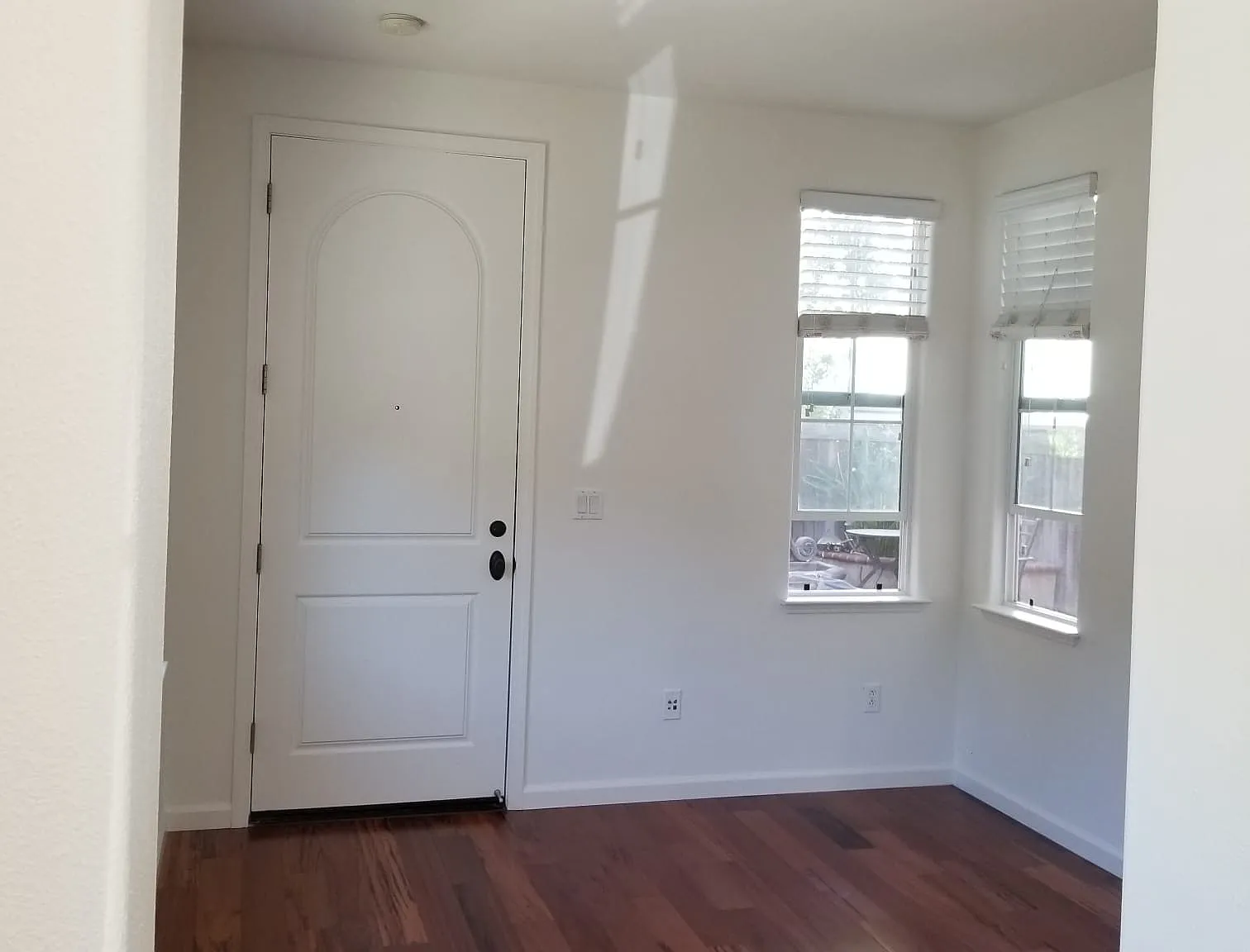 1 bed, 2892 sqft, $1,475 — Photo 1