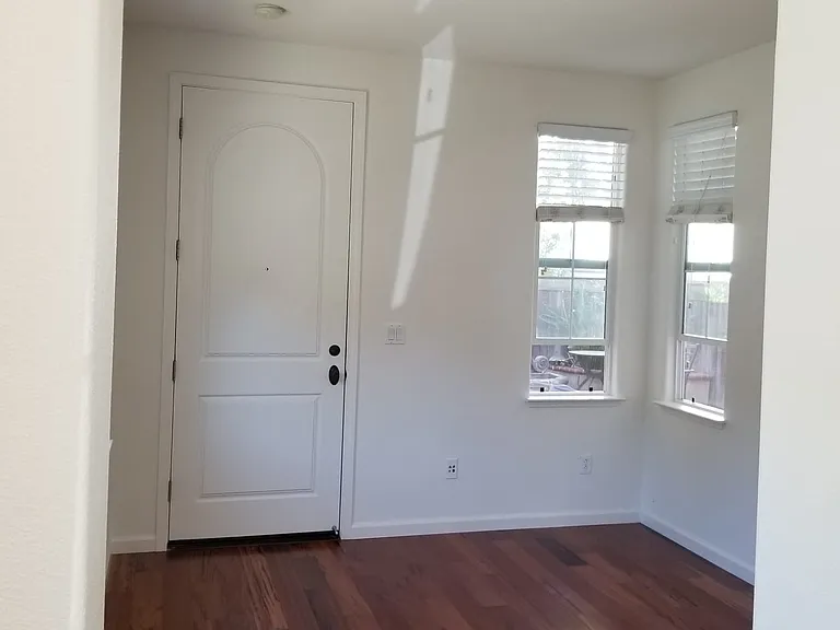 7027 Honeycastle Dr — Photo 1