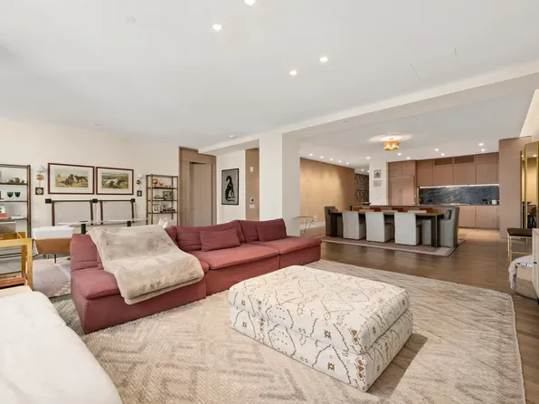 49 Chambers Street image 1 of 25