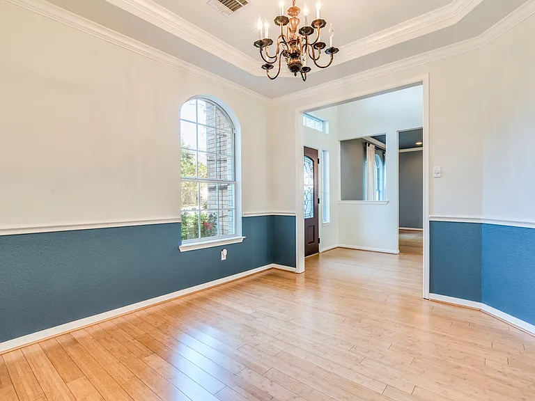 6911 Gentle Oak Dr — Photo 17
