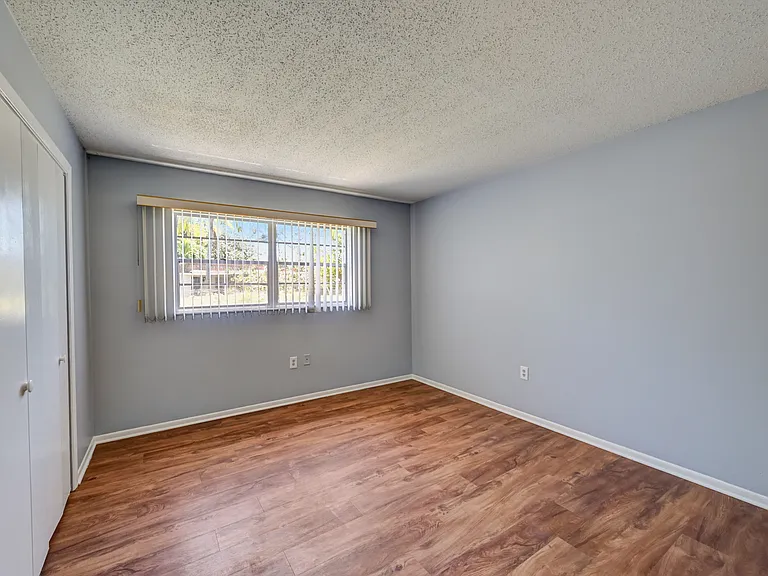 604 Park Cir #16 — Photo 22