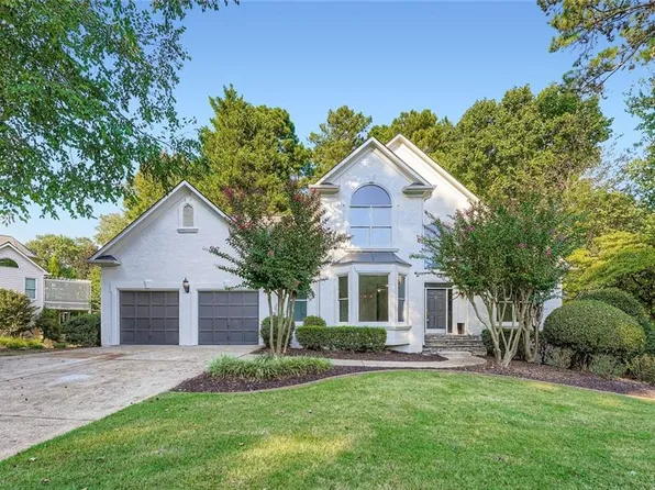 2040 Towne Lake Hls W, Woodstock, GA 30189
