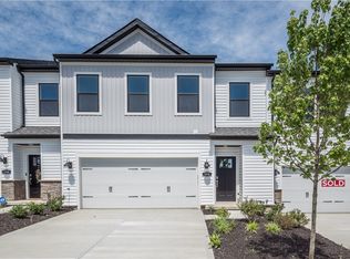 104 Delmonica Dr, Washington, PA 15301