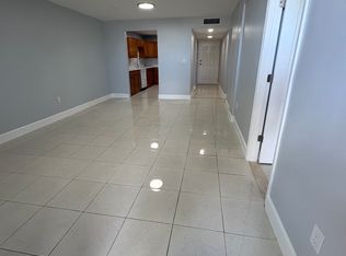 10000 NW 80th Ct APT 2142, Hialeah Gardens, FL 33016