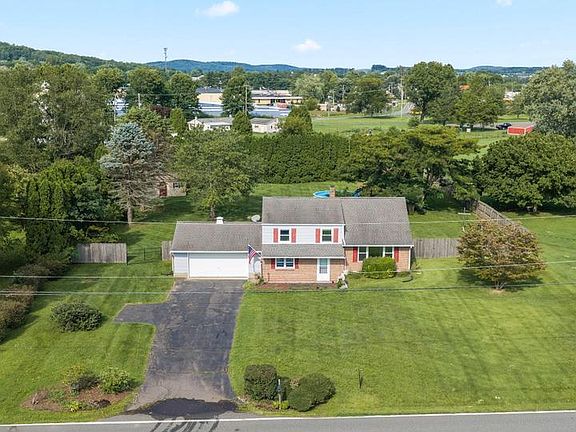 3rd image of 29 Dairy Ln