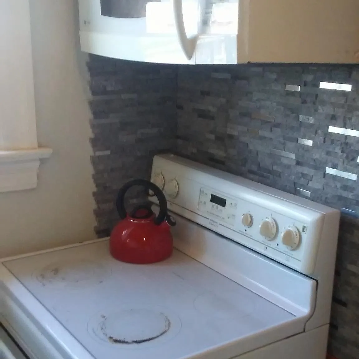 1 bed, 550 sqft, $1,300 — Photo 2