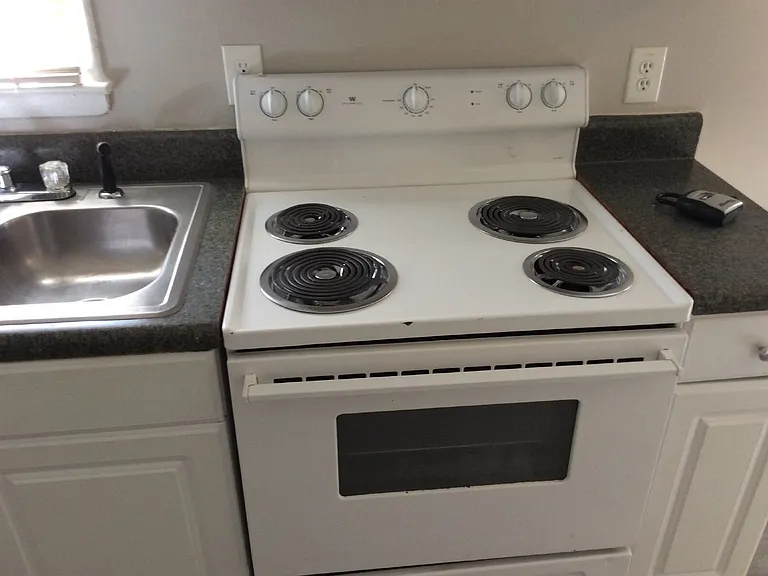 6774 Valley Hill Ct — Photo 13