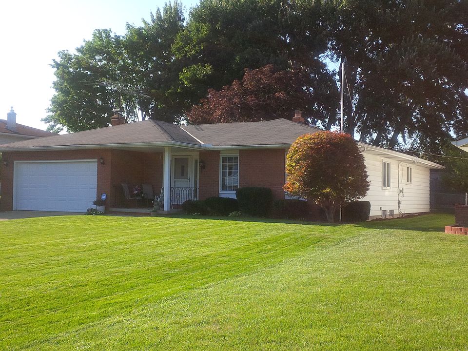 1st image of 23510 Cedarwood Ln