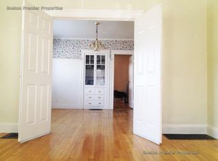 62 Davis St, Quincy, MA 02170