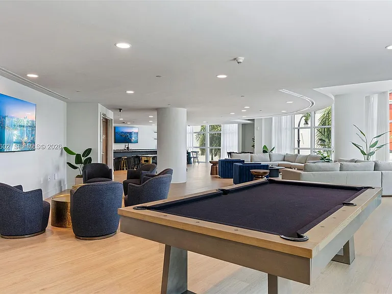 350 NE 24th St #1107 — Photo 30