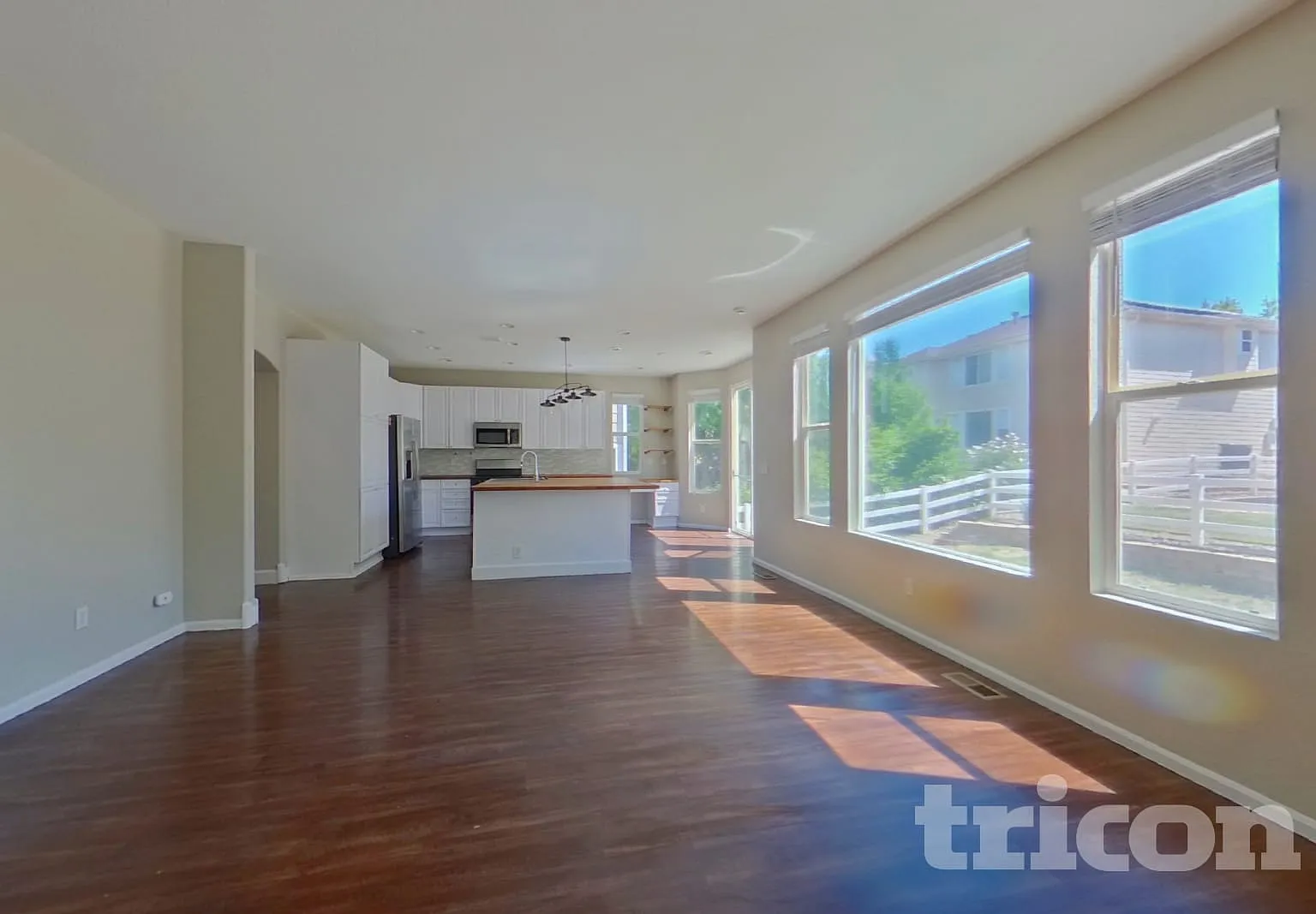 1426 S Haleyville Cir Aurora CO — Photo 3