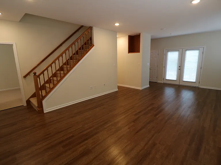 305 S Clifton Ave — Photo 6