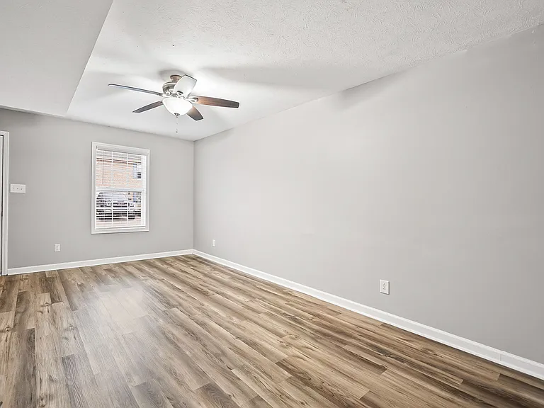 Turtle Creek Townhomes — Photo 3