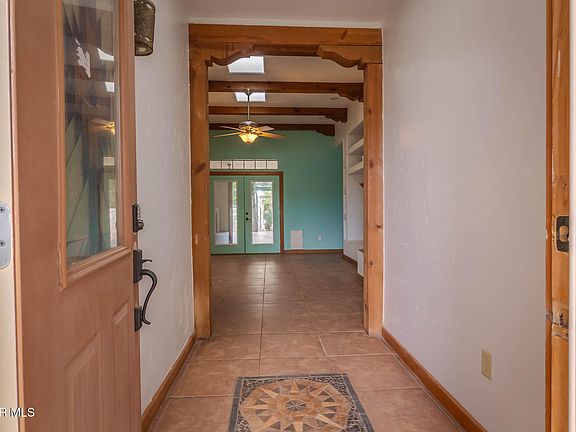 4th image of 912 Valle Bello Ave