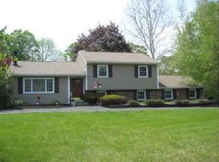 30 Overhill Ln, Warwick, NY 10990