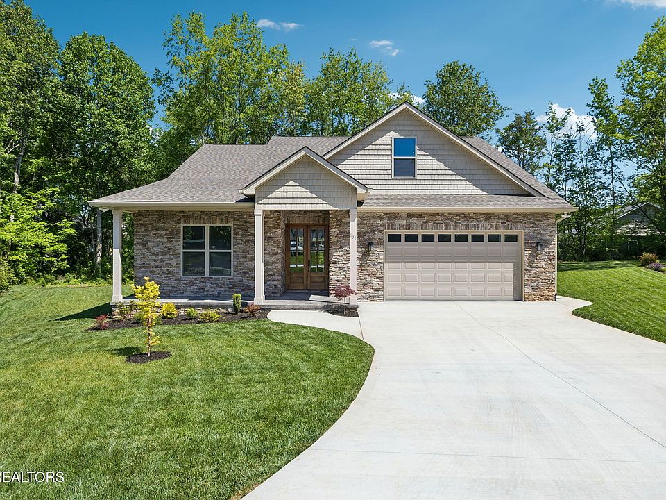 1st image of 131 Utsesti Ln