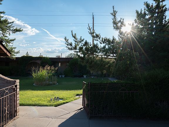 4th image of 1813 Girard Blvd NE APT 11
