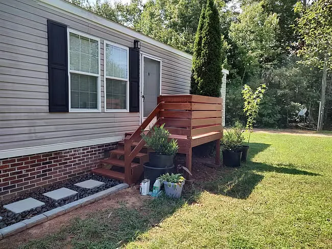386 Marler Rd — Photo 2
