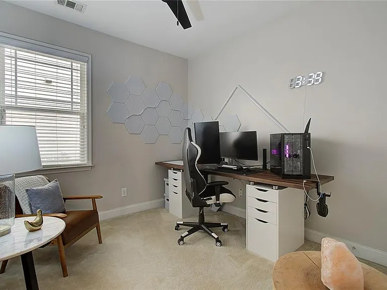 3822 Carriage House Dr — Photo 17