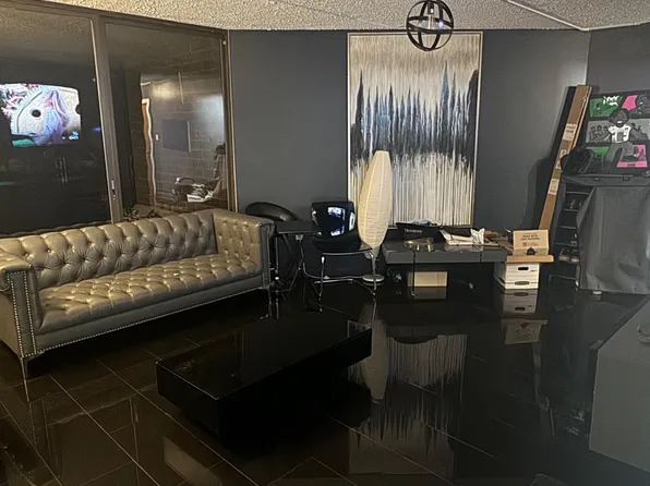 19 Rock Hill Rd APT 2G, Bala Cynwyd, PA 19004