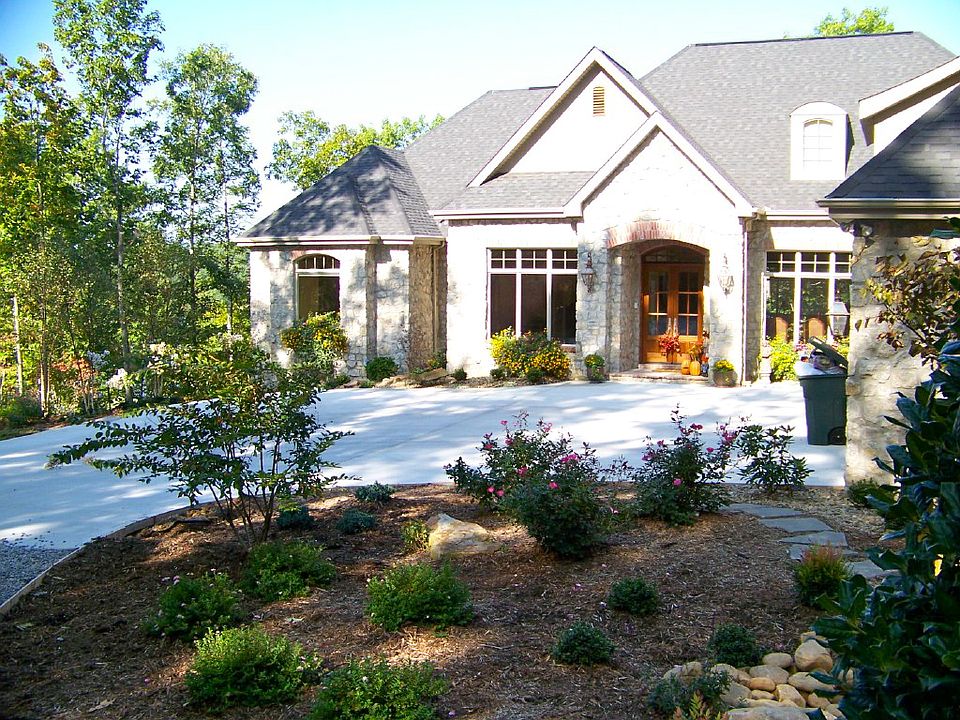 1st image of 1174 Holiday Dr