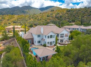 1013 Young Cir, Corona, CA 92881