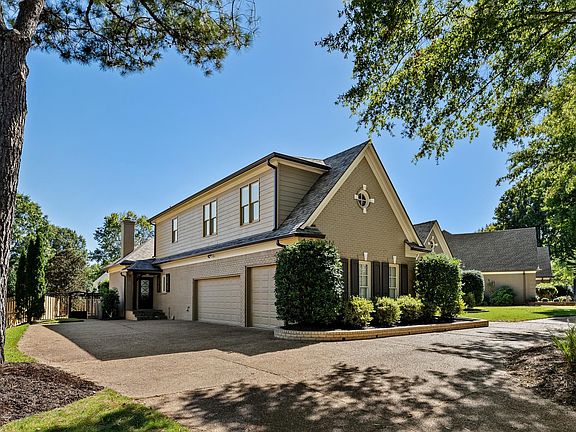 3rd image of 2161 Gallina Cir