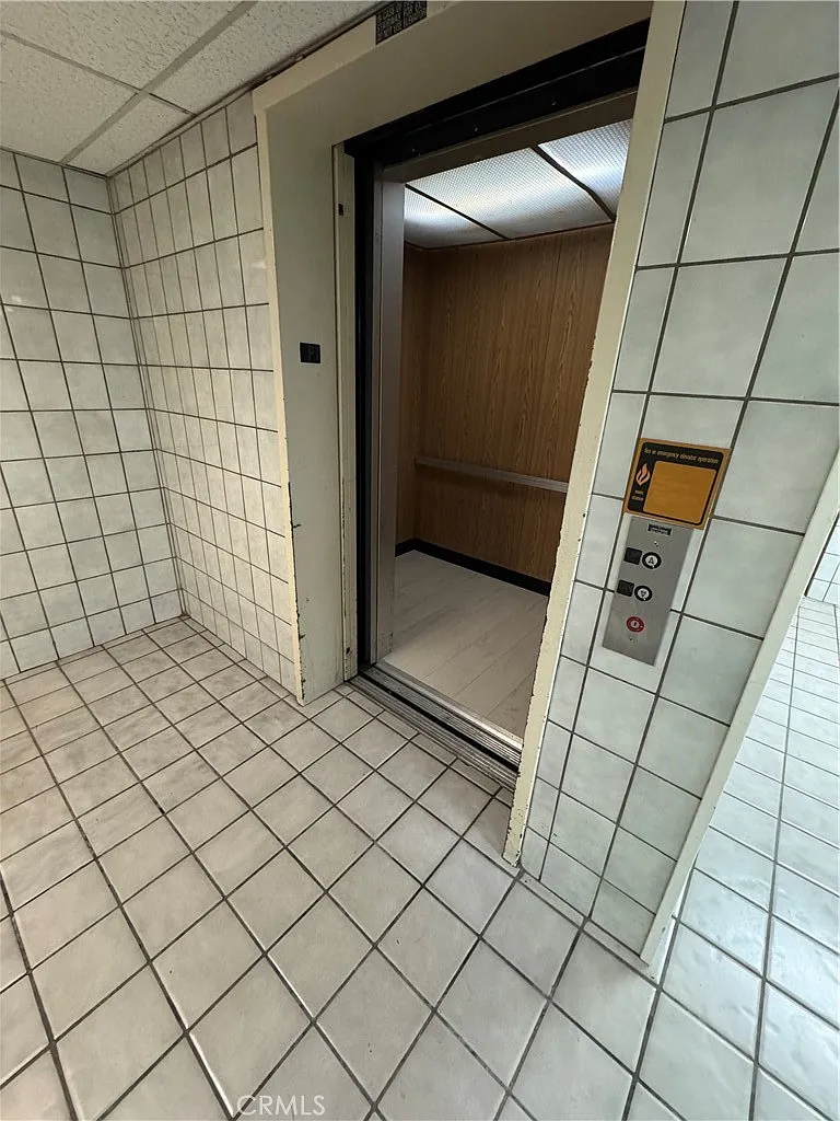 1 bed, 750 sqft, $2,350 — Photo 2
