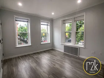 Rented by Realty 2000 Corp